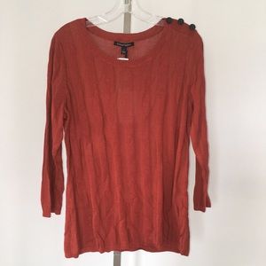 41 Hawthorn Button Shoulder Pullover.